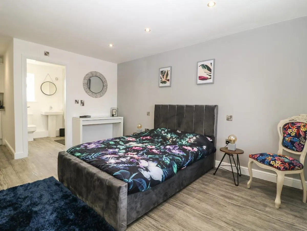 Chalet 1 Ganton